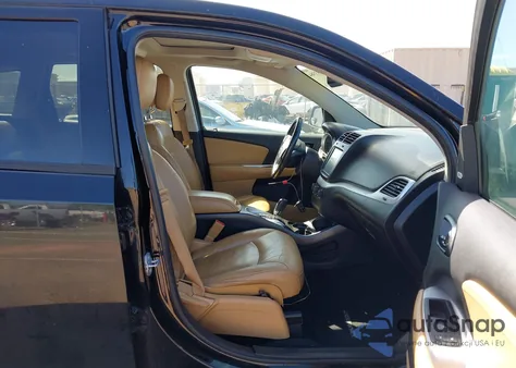 2015 Dodge Journey Limited z USA, uszkodzony, nr VIN 3C4PDCDG6FT566235